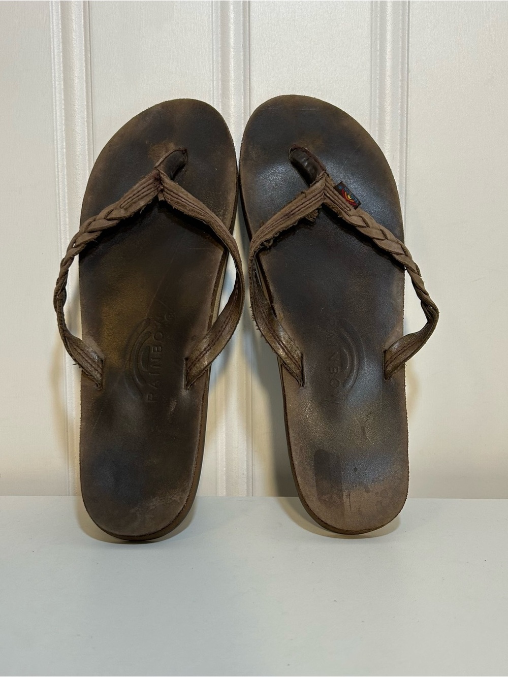 Rainbow thong Dark Brown leather Braided Leather Flip-Flop sandals women’s 9